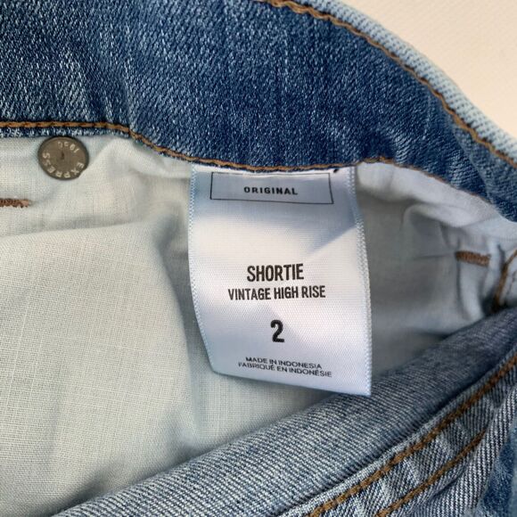 Express Denim Jean Shorts Womens 2 Shortie Vintage High Rise Distressed Metal - Picture 4 of 12